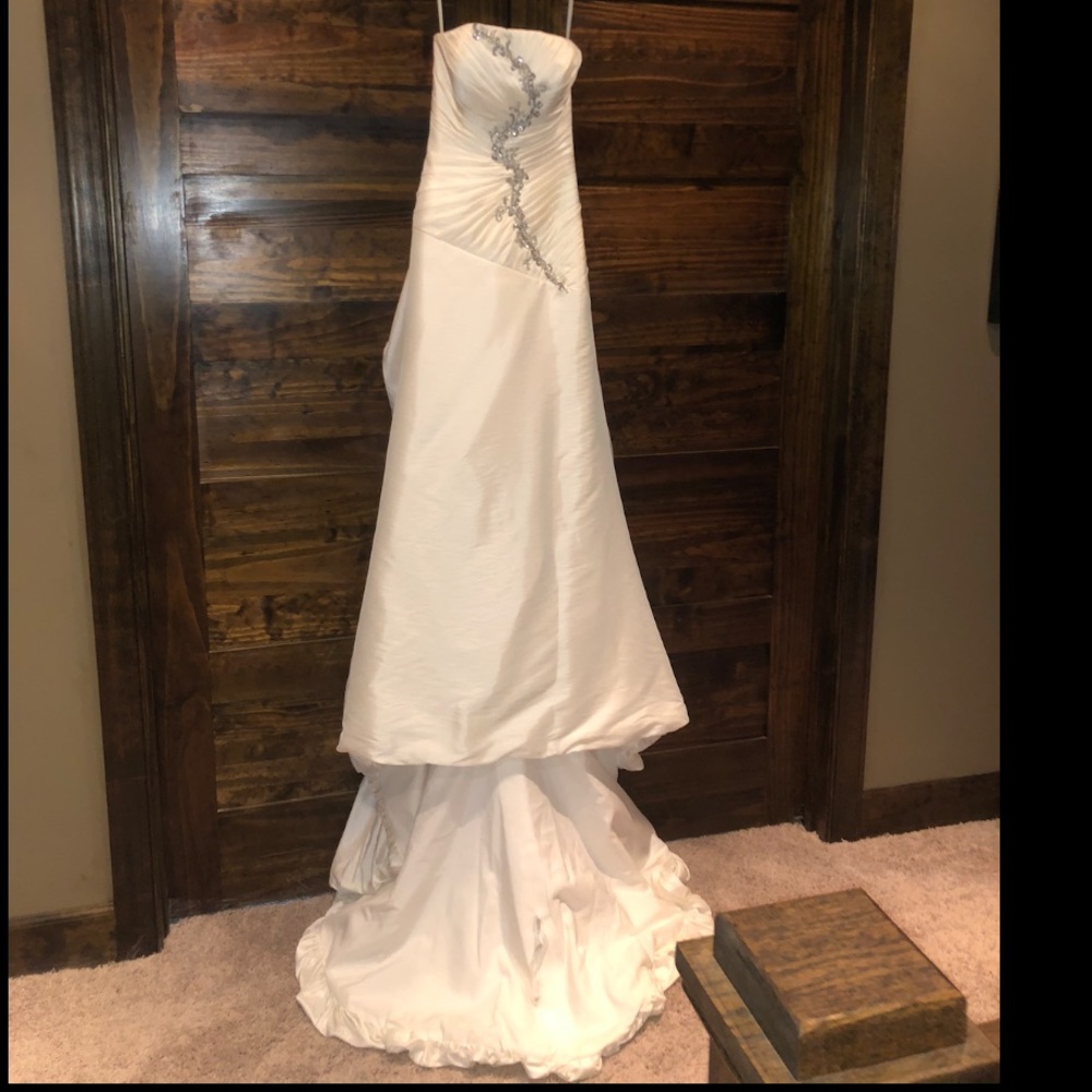 Wedding Dress Size 8